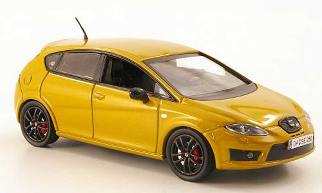 Seat Leon Cupra 1/43 Hachette Cupra R gold modelauto