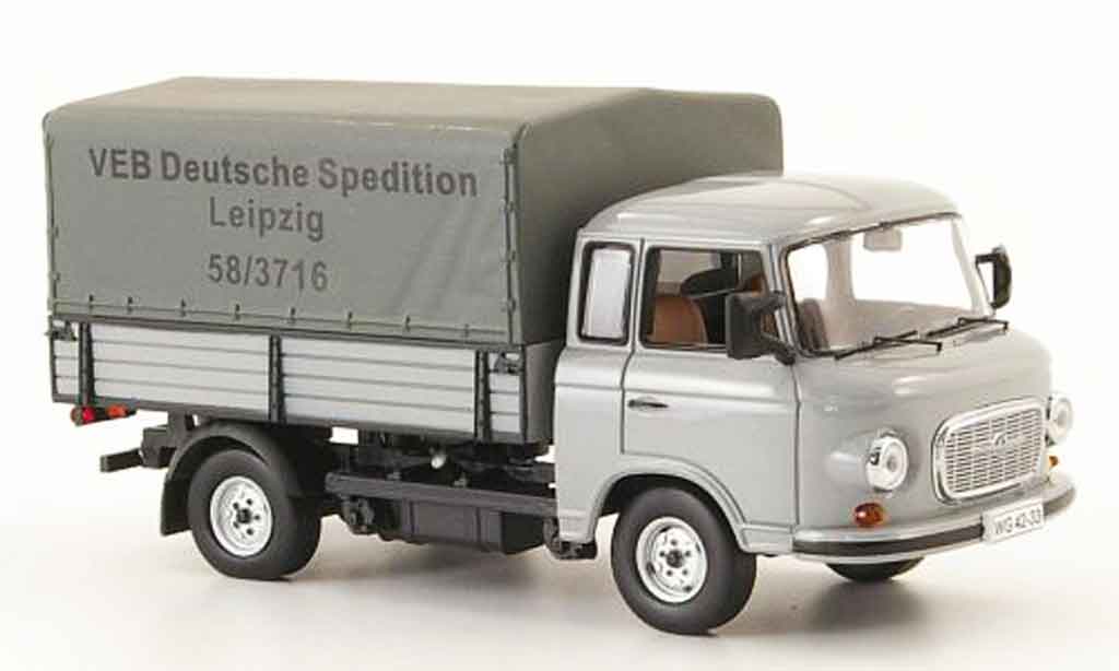 Barkas B 1000 1/43 IST Models Pritsche VEB Deutsche Spedition Leipzig modelauto
