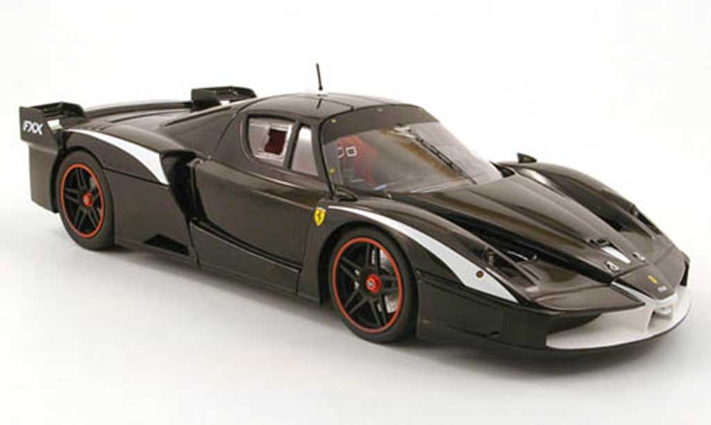 Ferrari Enzo FXX 1/18 Hot Wheels FXX evoluzione zwart modelauto
