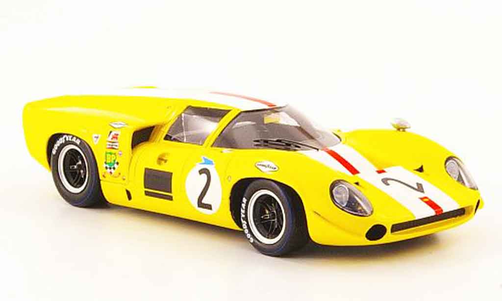 Lola T70 1/43 Spark Mk 3 No.2 BOAC 500 1968 modelauto