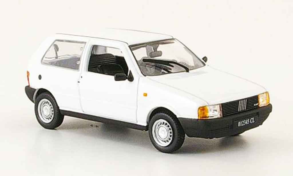 Fiat Uno 1/43 Norev wit 1983 modelauto