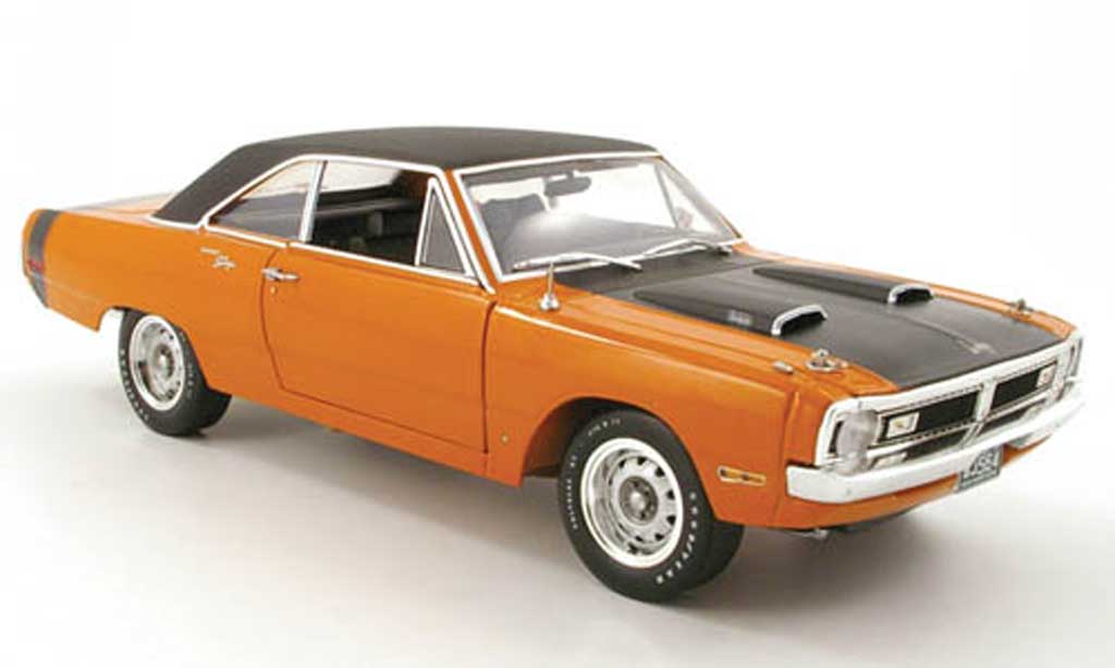 Dodge Dart 1970 1/18 Highway 61 1970 swinger oranje/zwart modelauto