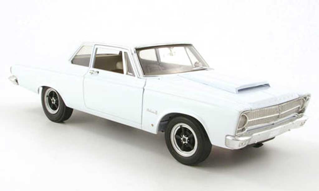 Plymouth Belvedere 1/18 Highway 61 ii wit 1965 modelauto