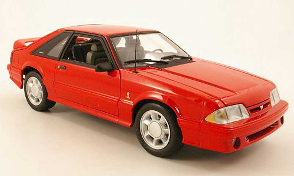 Ford Mustang 1993 1/18 GMP 1993 cobra rood modelauto