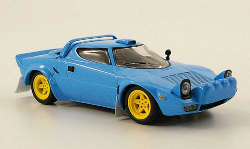 Lancia Stratos HF 1/43 IXO HF Stradale blauw 1974 modelauto
