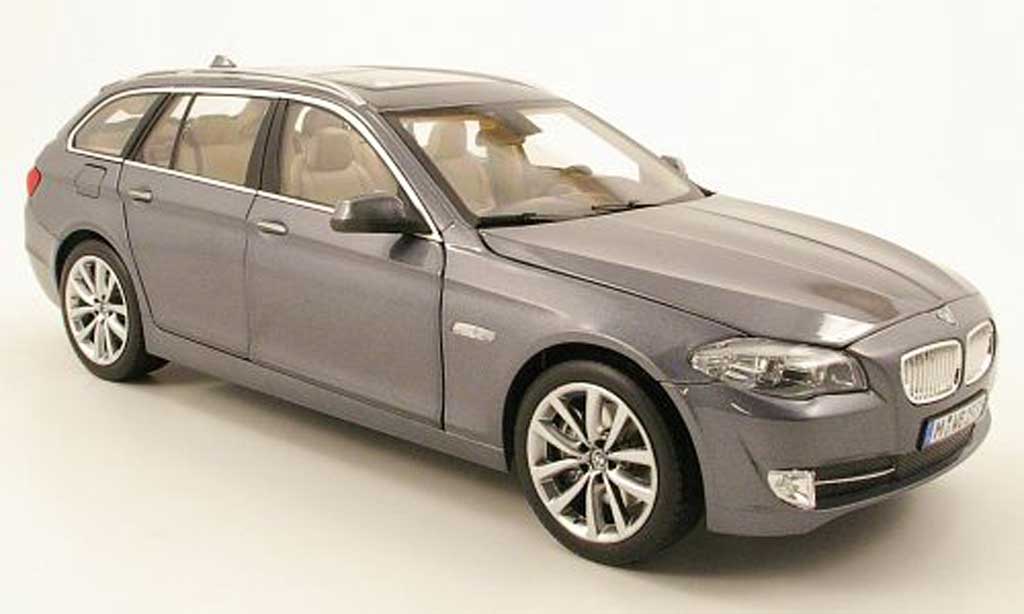 Bmw 550 F11 1/18 Norev F11 touring grijs 2010 modelauto
