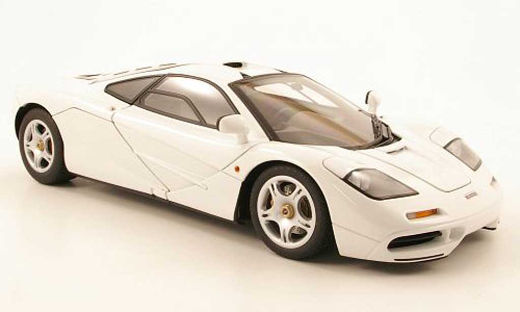 McLaren F1 1/18 Autoart wit 1994 modelauto