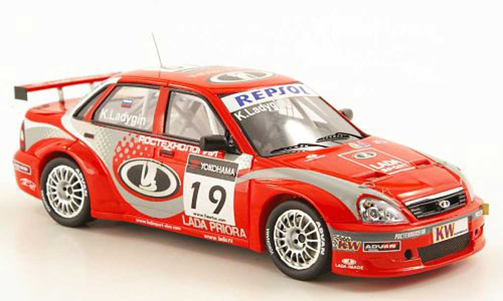 Lada Priora WTCC 2009 1/43 DIP Models WTCC 2009 No.19 Sport modelauto