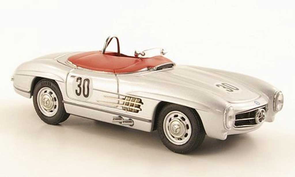 Mercedes 300 SLS 1/43 Schuco SLS No.30 SCCA 1957 modelauto