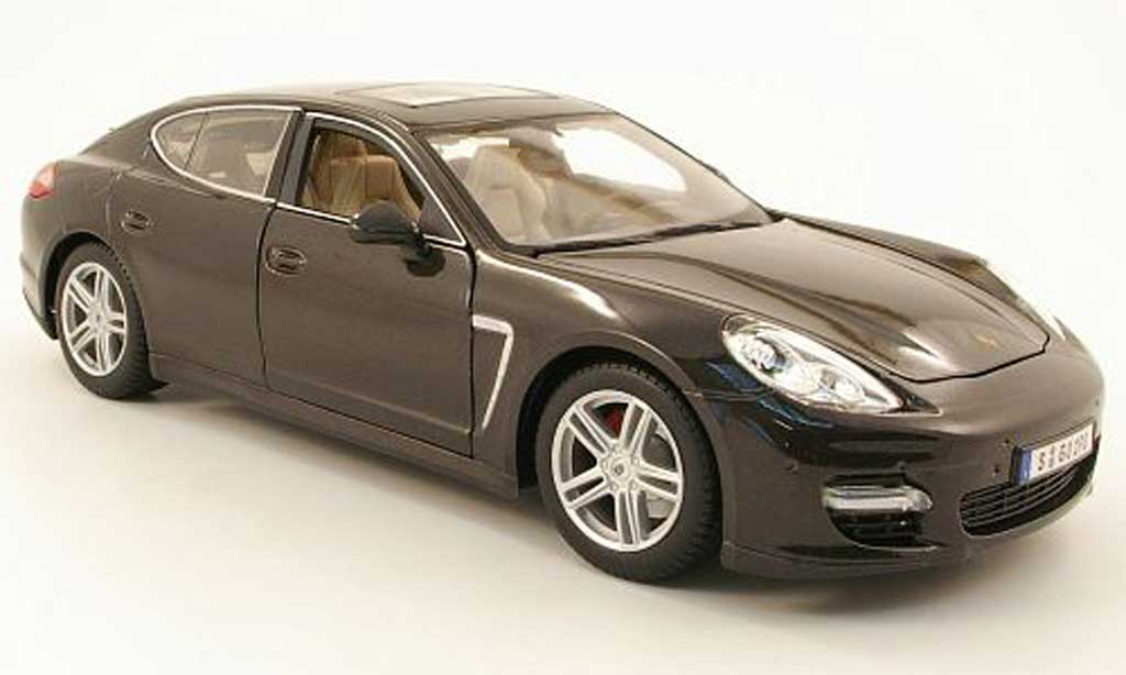 Porsche Panamera Turbo 1/18 Maisto turbo grijs modelauto