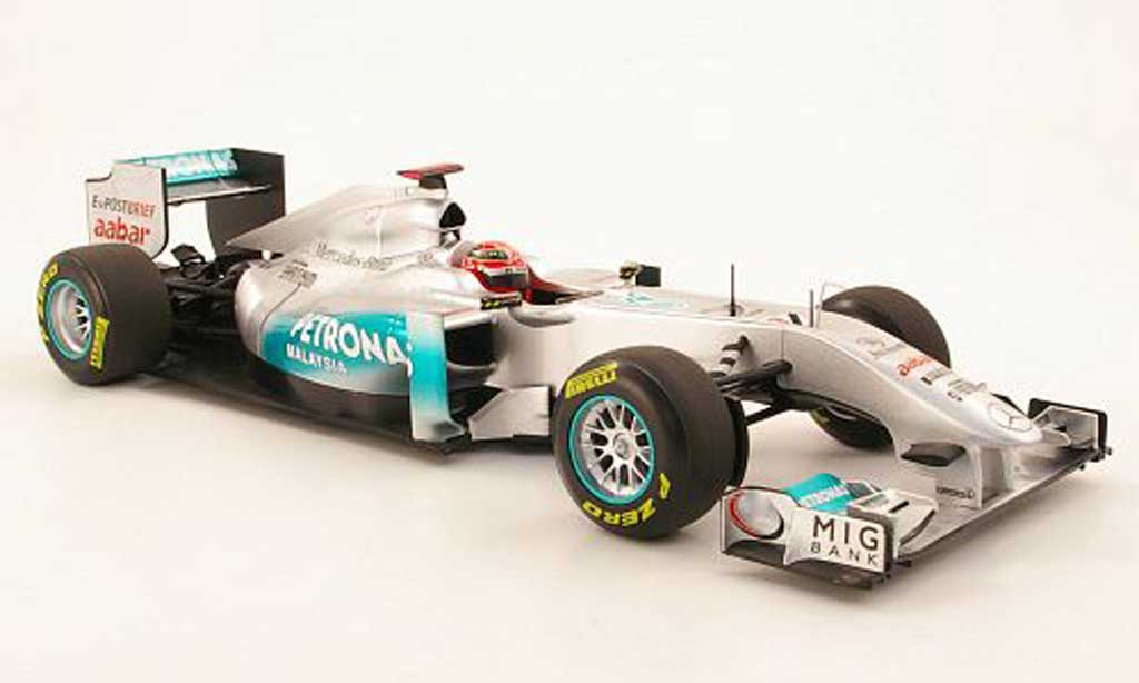 Mercedes F1 1/18 Minichamps MGP Team No7 Petronas M.Schumacher Showcar 2011 modelauto