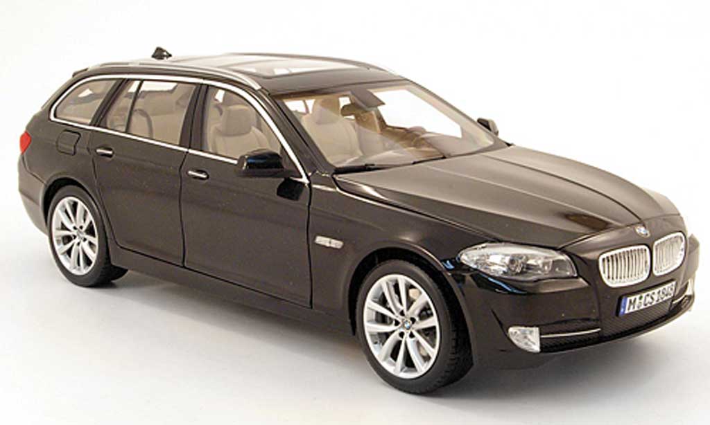Bmw 550 F11 1/18 Norev F11 touring zwart 2010 modelauto
