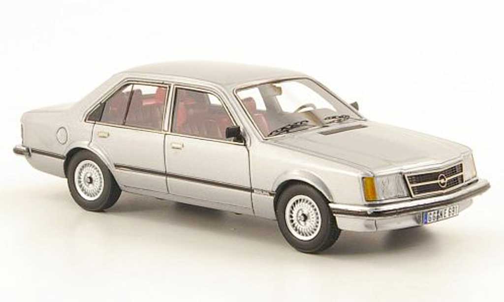 Opel Commodore C 1/43 Neo C grijs grijs 4-portes 1978 modelauto