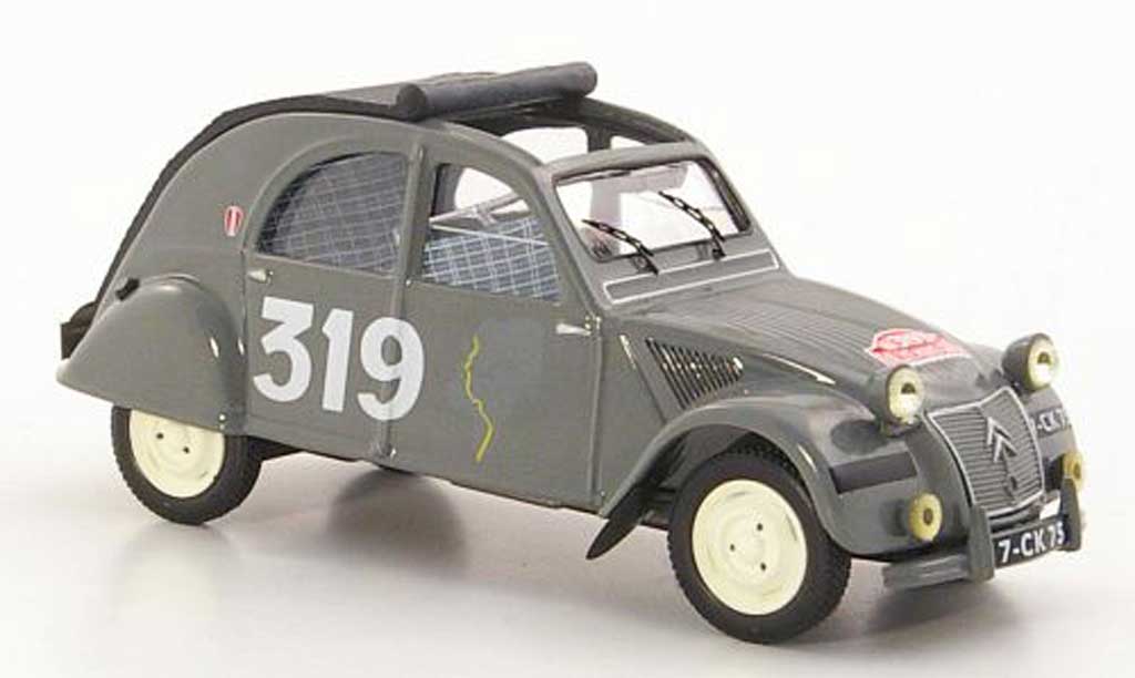 Citroen 2CV 1/43 IXO No.319 M.Bernier / J.Duvey Rally Monte Carlo 1954 modelauto