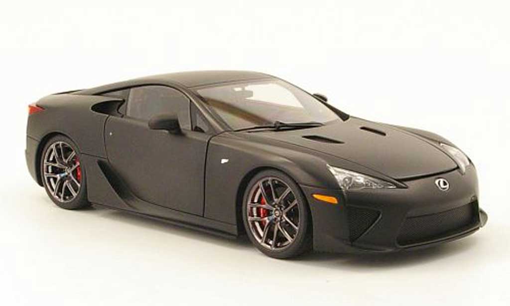 Lexus LFA 1/18 Autoart zwart mat 2010 modelauto