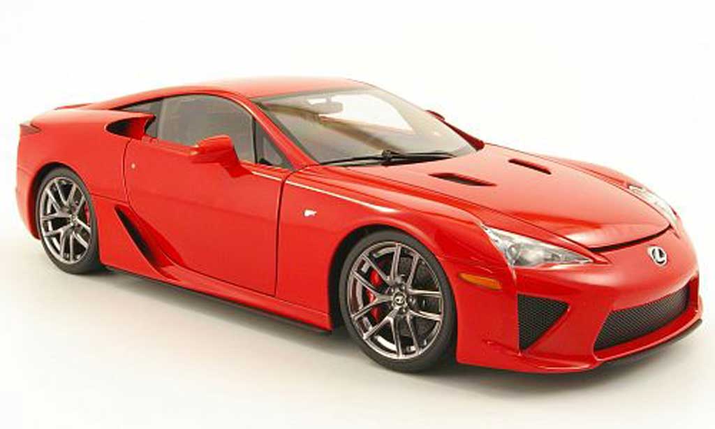 Lexus LFA 1/18 Autoart rood 2010 modelauto