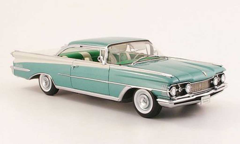 Oldsmobile 98 1/18 Sun Star HardTop grun/wit 1959 modelauto