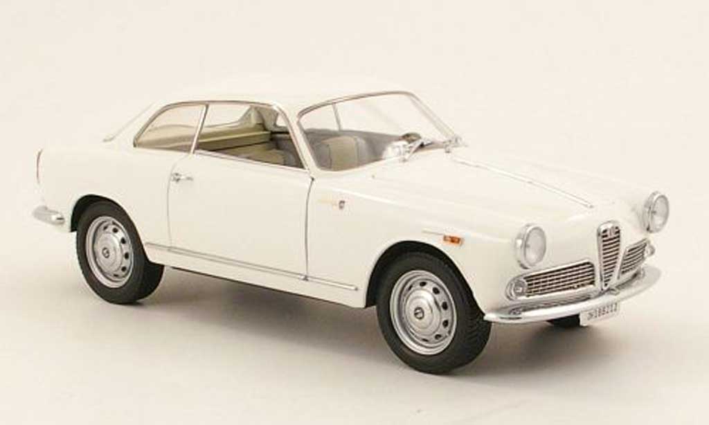Alfa Romeo Giulietta Sprint 1/18 Mini Miniera Sprint 1300 wit 1965 modelauto