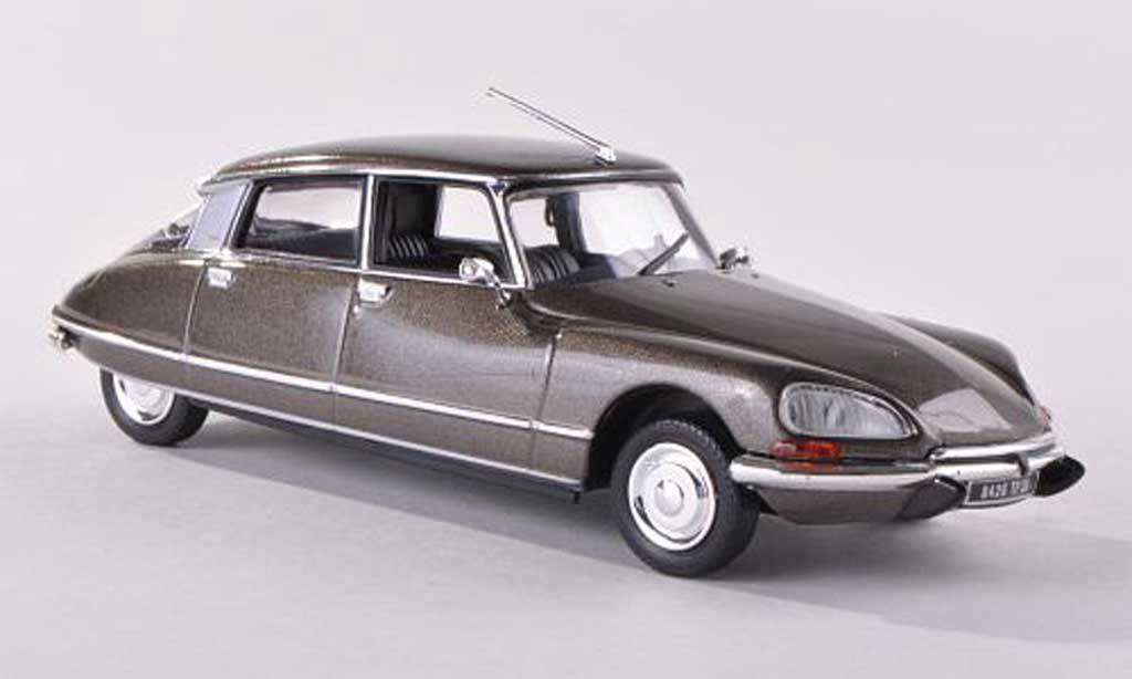 Citroen DS 23 1/43 Norev 23 Pallas grijs-brun 1972 modelauto