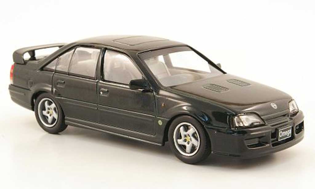 Opel Omega 1/43 Hachette Lotus grun RHD (ohne Magazin) 1989 modelauto