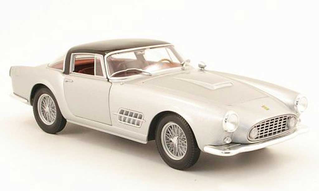 Ferrari 410 1/18 Hot Wheels superamerica grijs metallic/zwart modelauto
