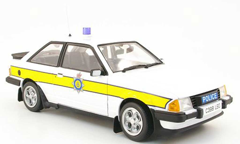 Ford Escort MK3 1/18 Model Icons MK3 mkiii xr3i cambridgeshire constabulary 1985 modelauto