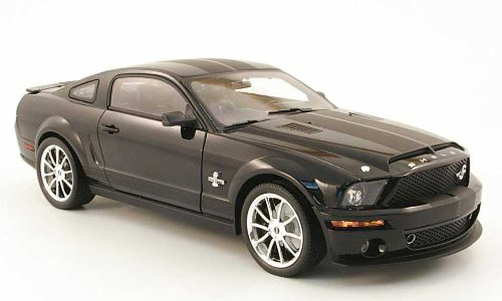 Shelby GT 500 1/18 Shelby Collectibles super kr zwart 2008 modelauto