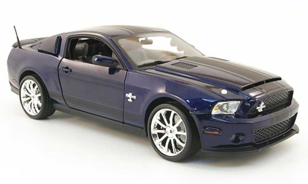 Shelby GT 500 1/18 Shelby Collectibles super snake blauw 2010 modelauto