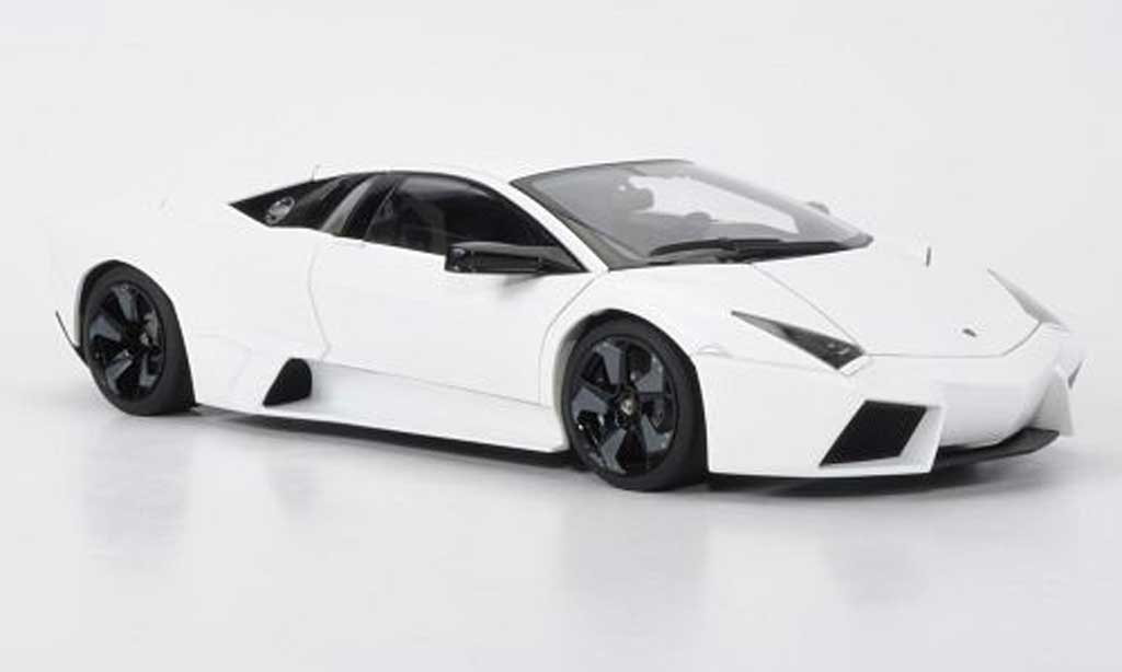 Lamborghini Murcielago Reventon 1/18 Autoart Reventon matt wit modelauto