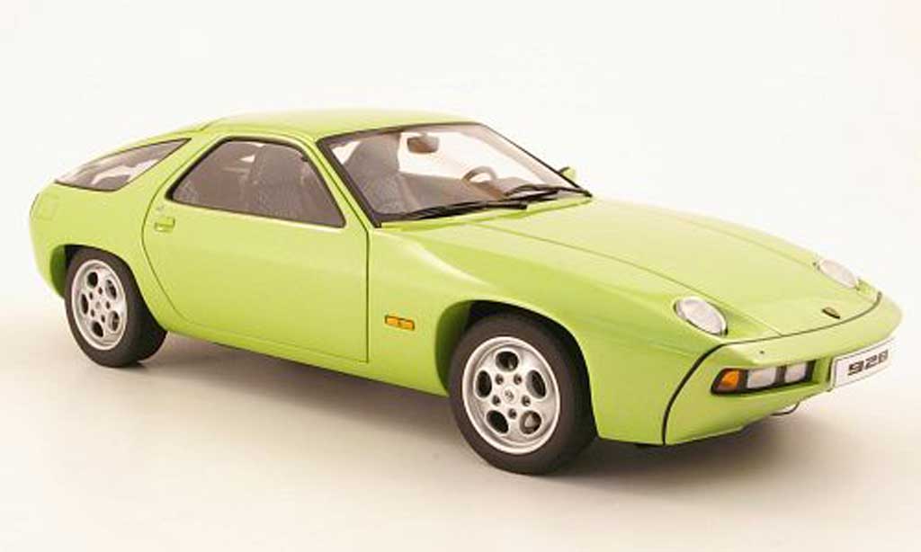 Porsche 928 1977 1/18 Autoart 1977 grun modelauto