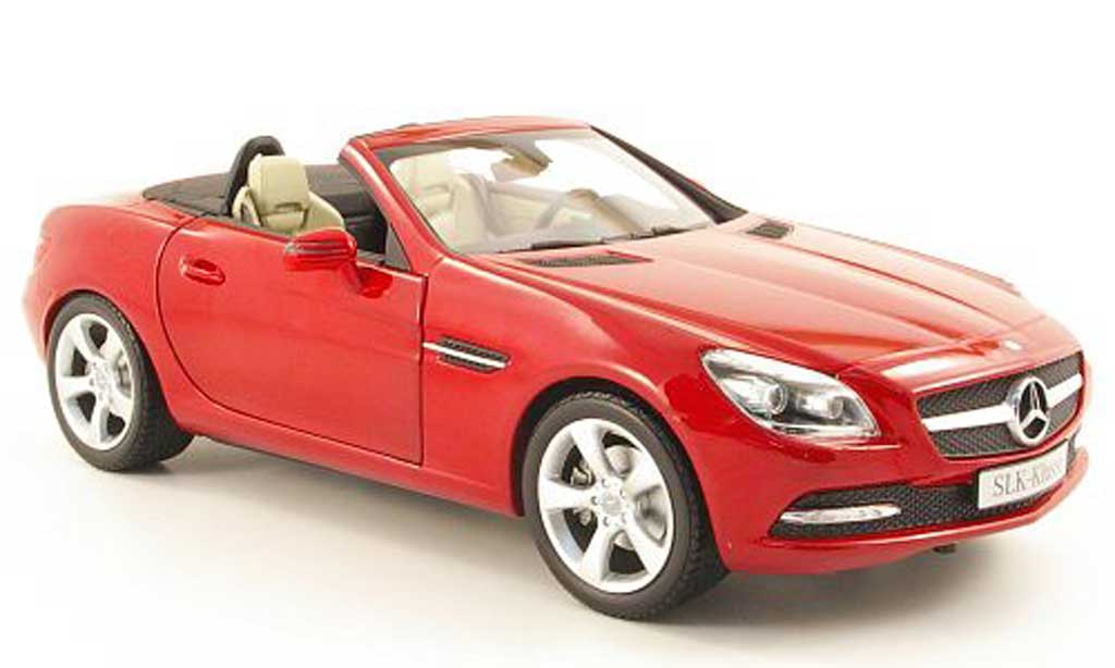 Mercedes Classe SLK 1/18 Minichamps (r172) rood 2011 modelauto