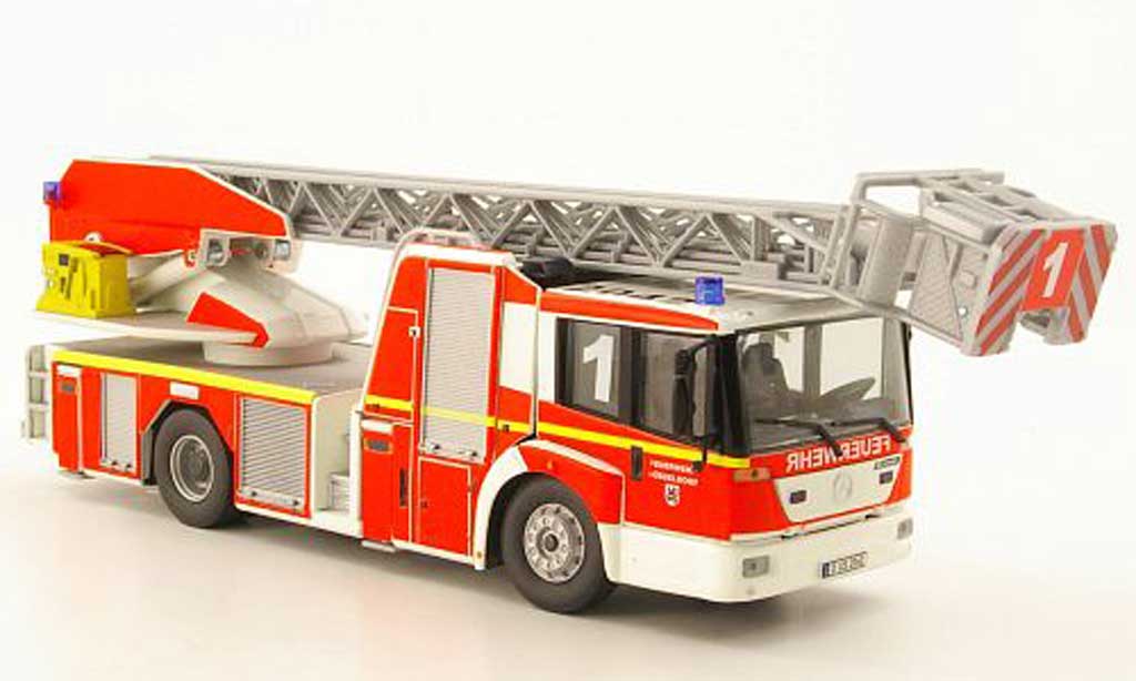 Mercedes Econic 1/43 Wiking DL 32 Metz pompier Dusseldorf modelauto