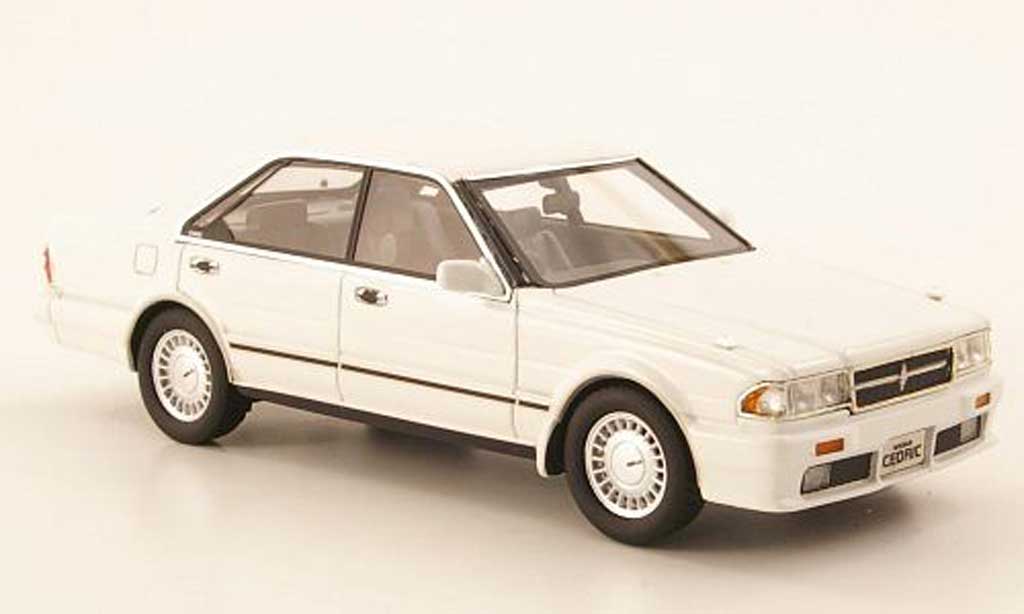 Nissan Cedric 1/43 Hi Story Gran Turismo SV (Y31) wit RHD 1989 modelauto
