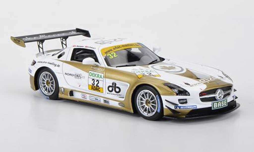 Mercedes SLS 1/43 Minichamps AMG GT3 No.32 Heico Motorsport D.Baumann / H.Proczyk ADAC GT Masters 2011 modelauto