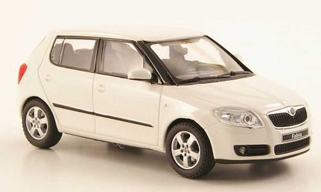 Skoda Fabia 1/43 Abrex wit 2006 modelauto
