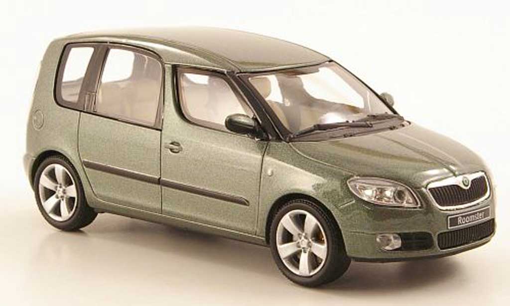 Skoda Roomster 1/43 Abrex oliv 2006 modelauto