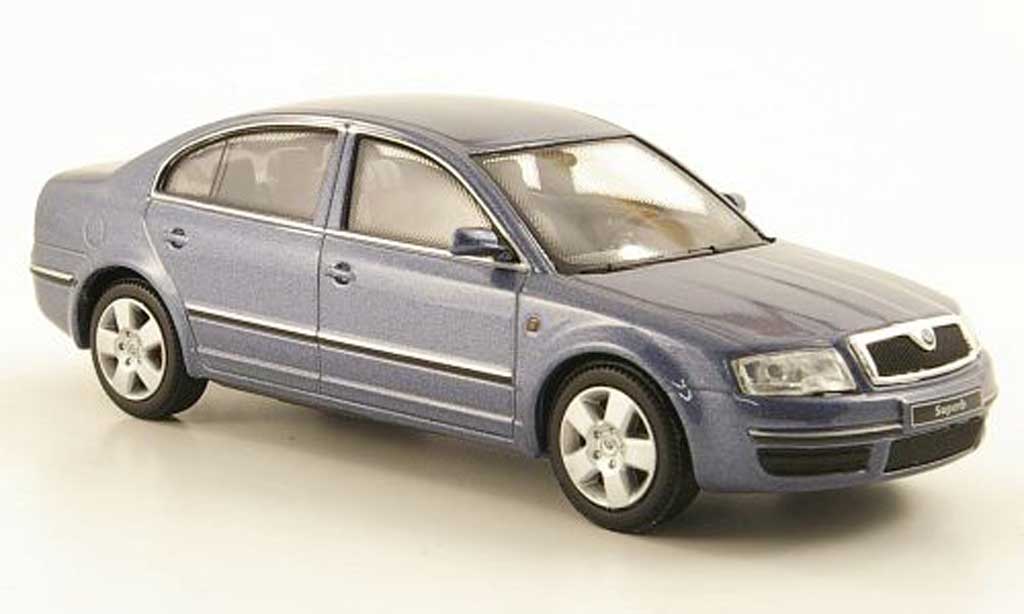 Skoda Superb 1/43 Abrex grijsblauw modelauto