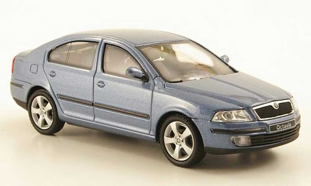 Skoda Octavia 1/43 Abrex Sedan blauwgrijs modelauto