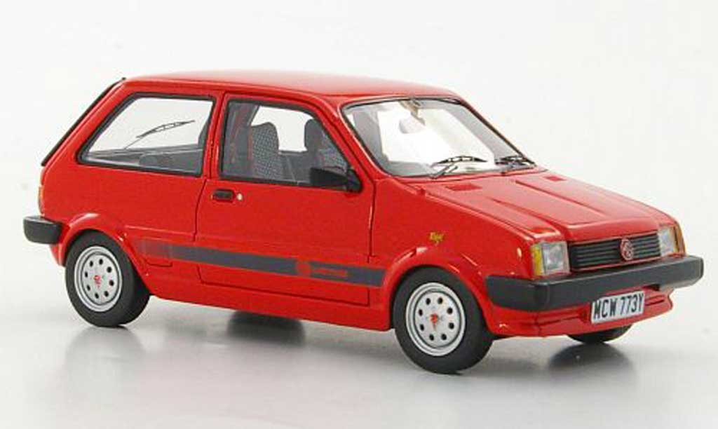 MG Metro 1/43 Neo 1300 MkI rood RHD limited edition 1982 modelauto