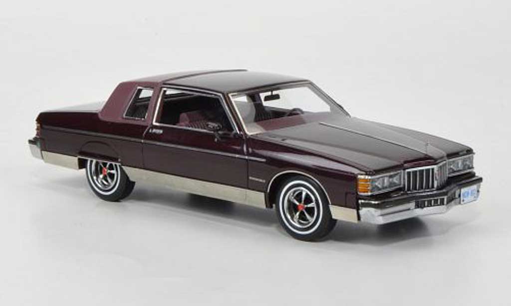 Pontiac Bonneville 1/43 American Excellence Brougham 2-portes Coupe rood/flieder limited edition 1980 modelauto