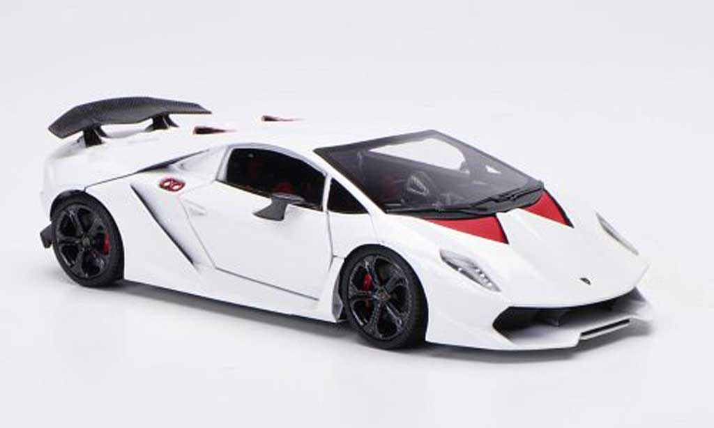 Lamborghini Sesto Elemento 1/43 FrontiArt wit 2010 modelauto
