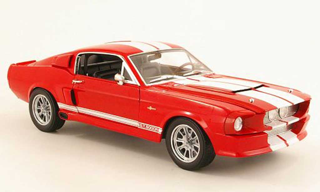 Shelby GT 500 CR 1/18 Shelby Collectibles CR rood/wit 1967 modelauto