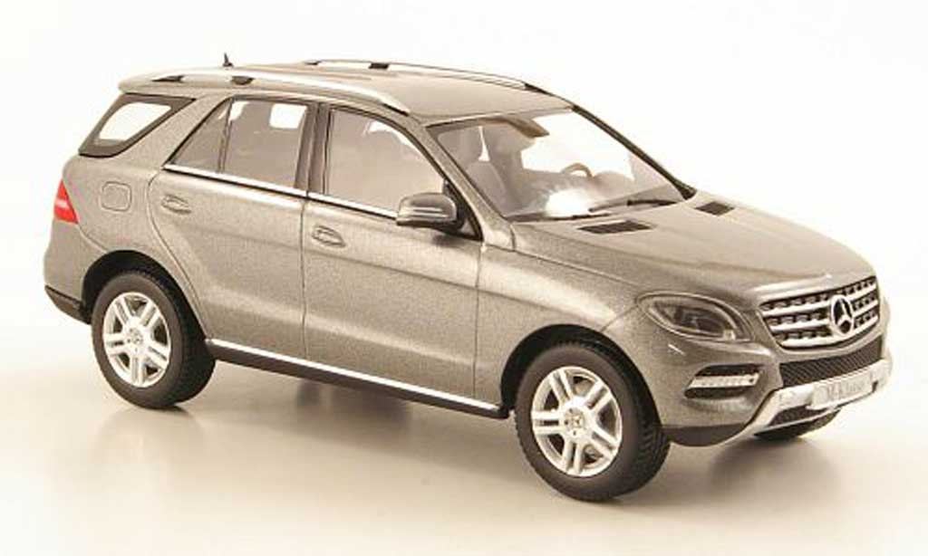 Mercedes Classe M 1/43 Minichamps (W166) ML grijs 2011 modelauto