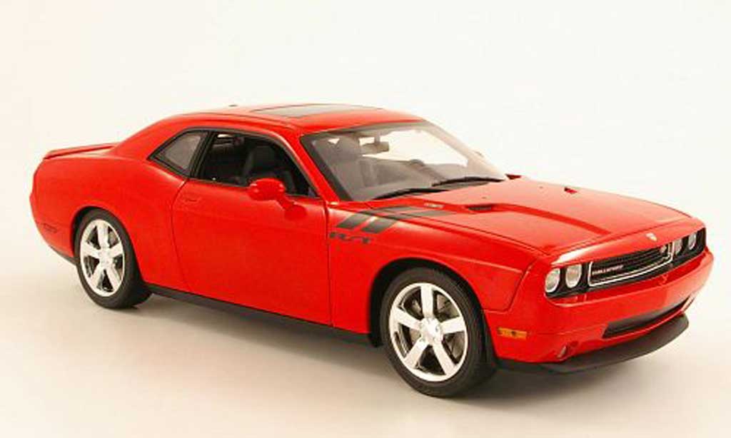 Dodge Challenger 2010 1/18 Highway 61 2010 R/T rood modelauto