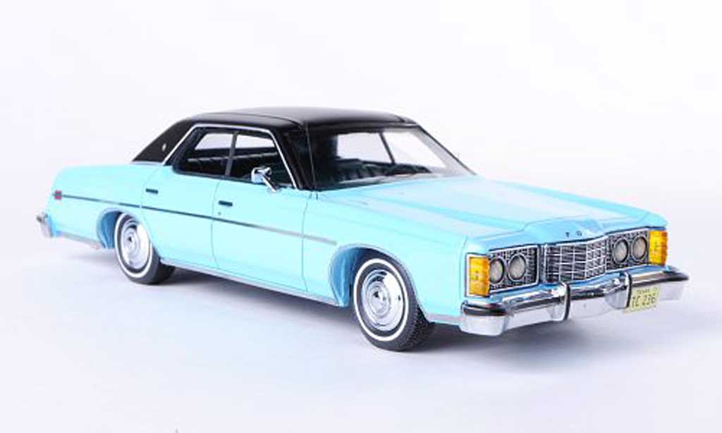 Ford LTD 1973 1/43 Neo 1973 blauw/matt zwart modelauto