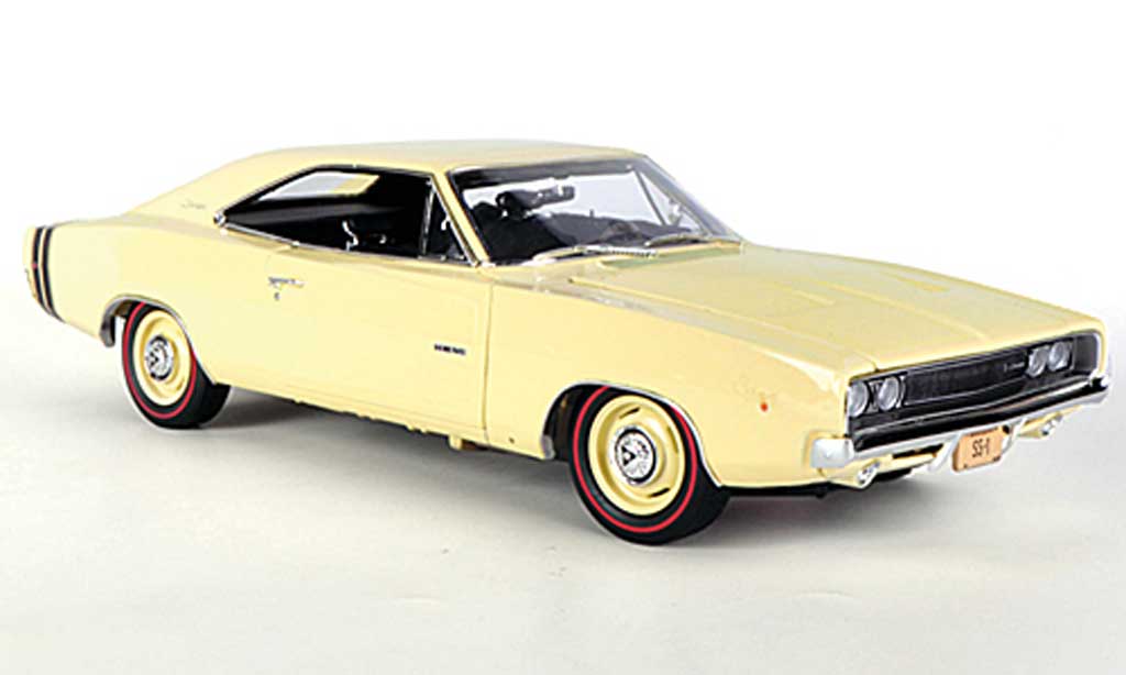 Dodge Charger 1968 1/18 Ertl 1968 R/T beige modelauto
