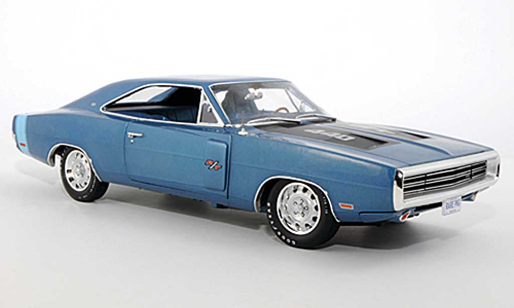 Dodge Charger 1970 1/18 Ertl 1970 R/T SE blauw/zwart modelauto