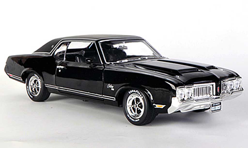 Oldsmobile Cutlass 1/18 Ertl SX zwart/mattzwart 1970 modelauto