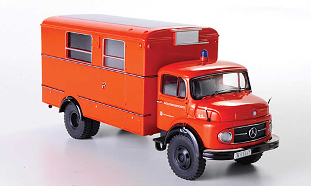 Mercedes LP 911 1/43 Premium ClassiXXs Fenster-Koffer Katastrophenschutz oranje modelauto