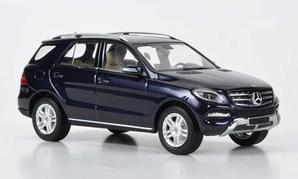 Mercedes Classe M 1/43 Minichamps blauw 2011 modelauto